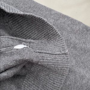 Van Heusen Gray 1/4 Zip Pullover Sweater Top XL